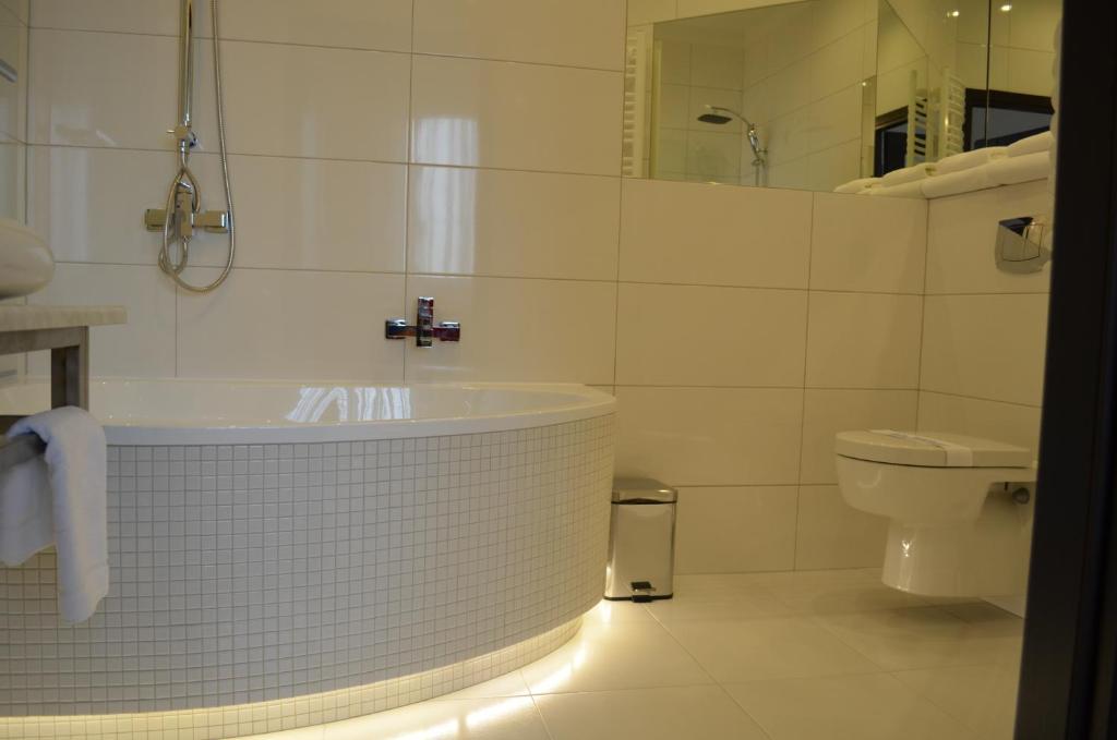 Hotel Alexandra Pobiedziska Room photo